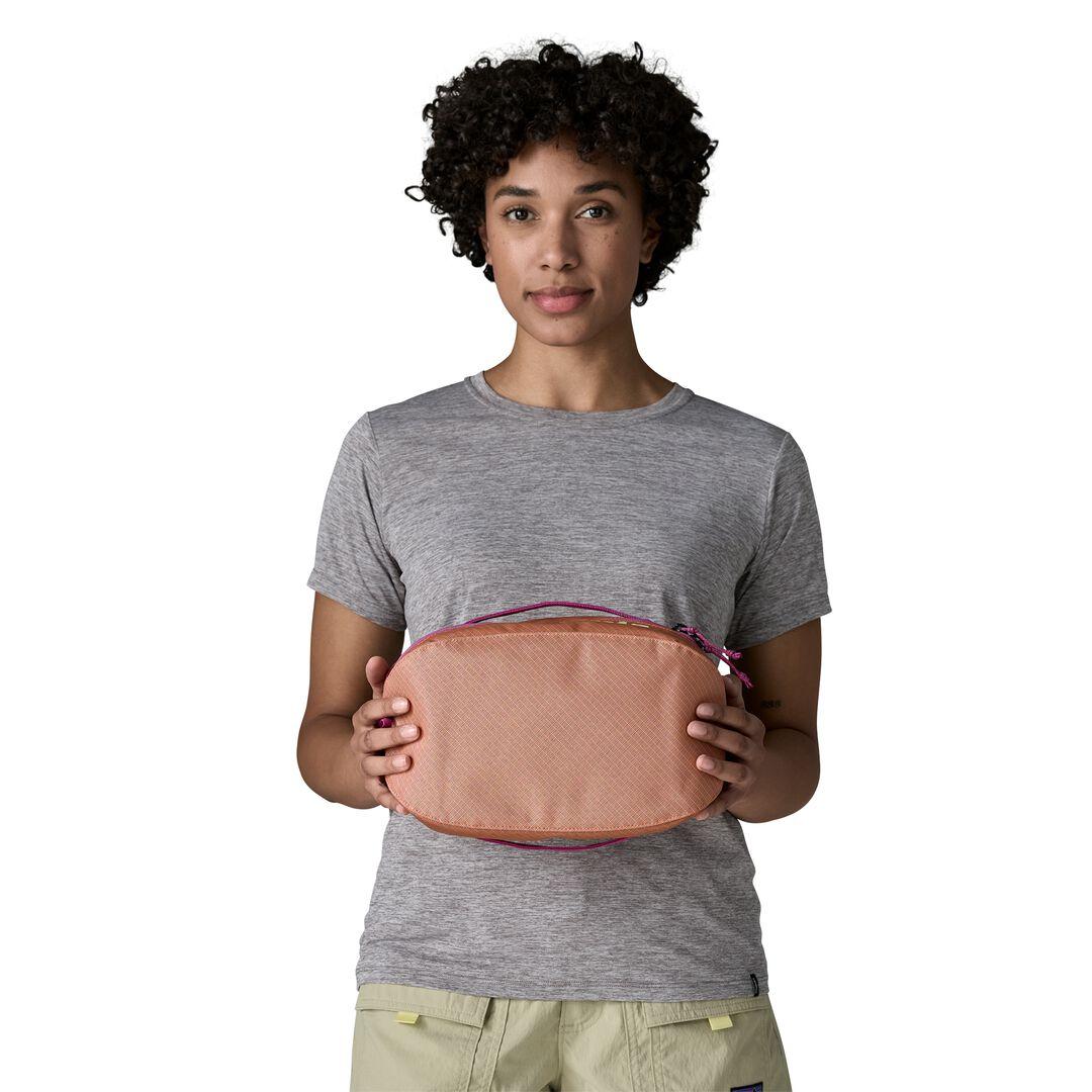 Black Hole® Packing Cube 6L | Patagonia online