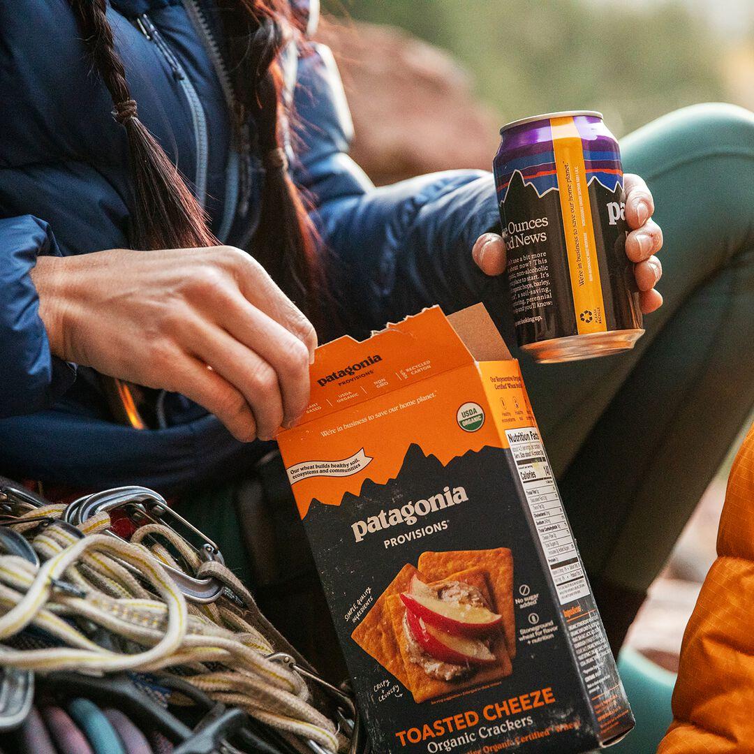 Provisions Organic Toasted Cheeze Crackers | Patagonia outlet